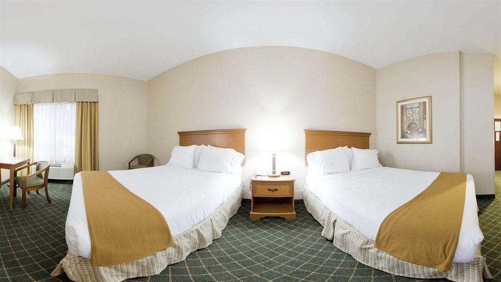 Holiday Inn Express & Suites Sylacauga Экстерьер фото